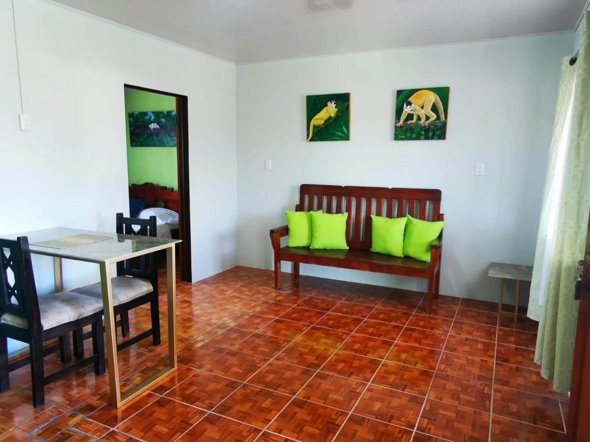 The Corner Airbnb Puerto Jiménez Buitenkant foto