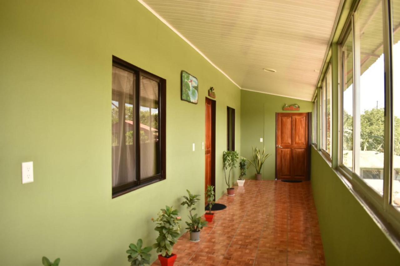 The Corner Airbnb Puerto Jiménez Buitenkant foto